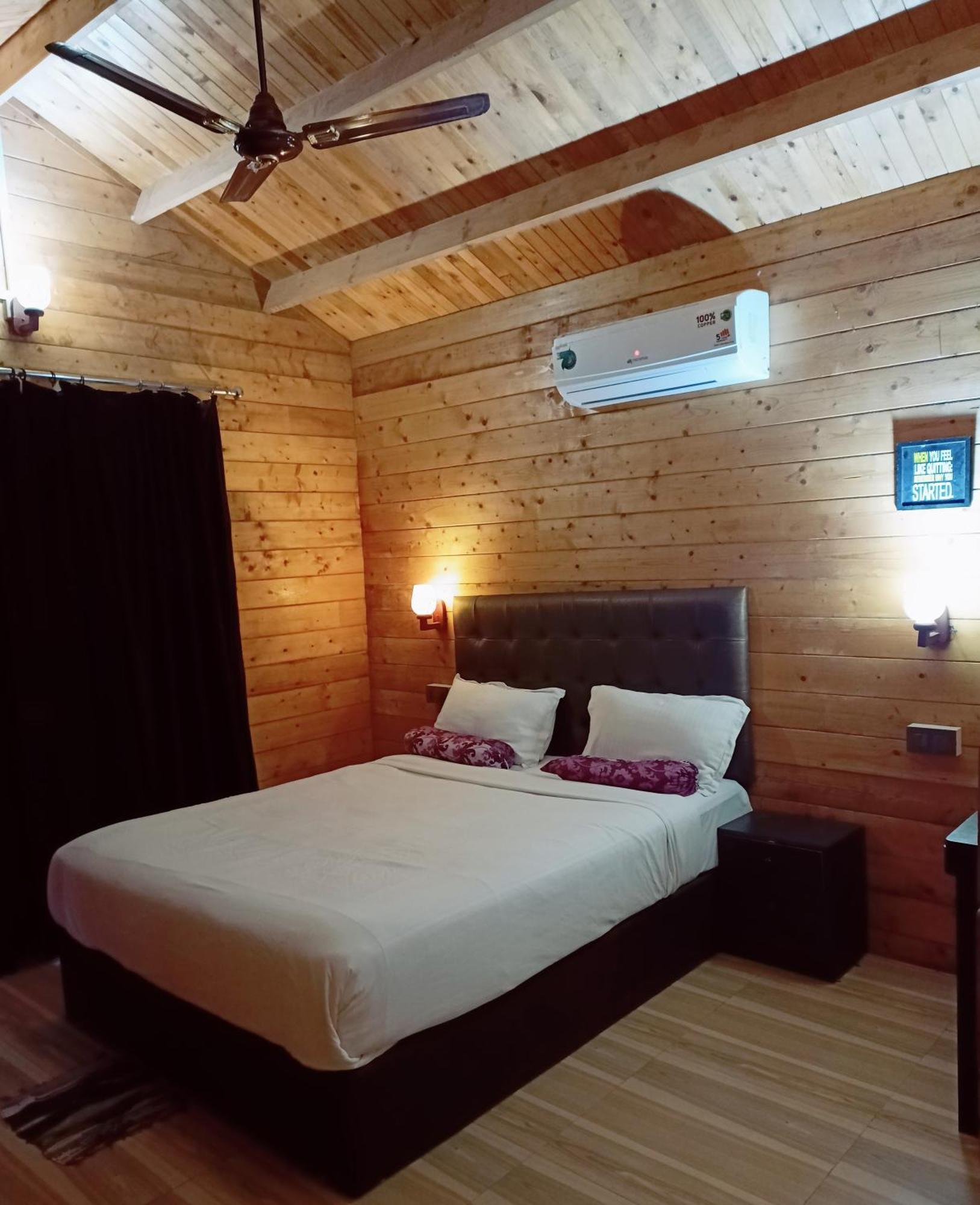Greenland Cottage's Guest house *